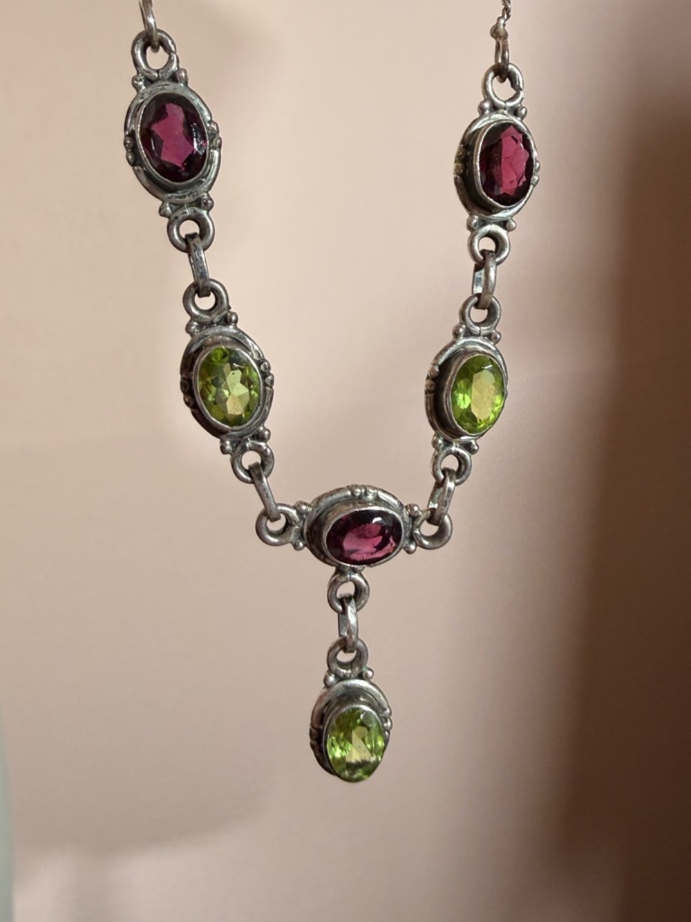 Vintage Sterling silver green Peridot red Garnet Southwestern Y lariat necklace